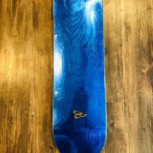 Nick Tucker Howling Wolf foil deck